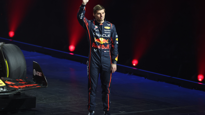 Max Verstappen en Red Bull uitgejoeld in O2 Arena: ‘Verstappen verdient veel meer respect’