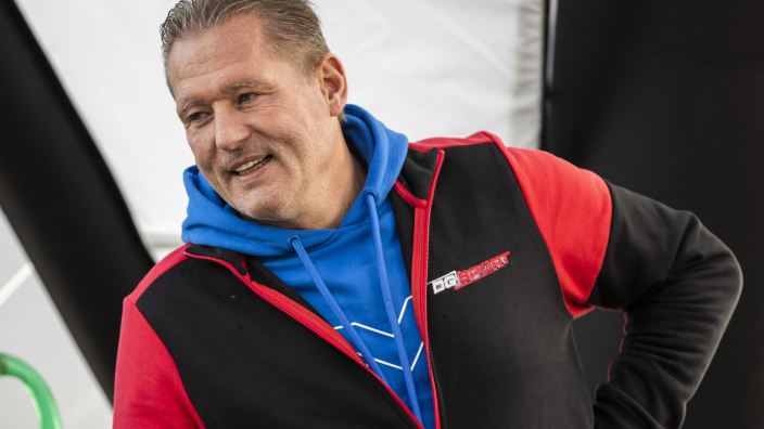 F1-nieuws: Jos Verstappen domineert Haspengouw Rally in verraderlijke omstandigheden