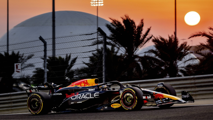LIVE | De eerste Formule 1-testdag in Bahrein met Liam Lawson en Max Verstappen