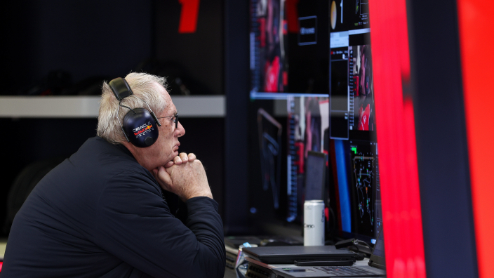 Helmut Marko zwaar onder vuur na Australië: ‘Wees geen Marko of Jos Verstappen’