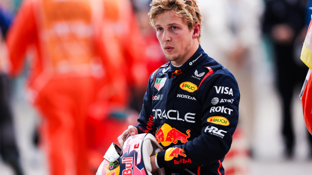 Red Bull en Liam Lawson neergezet als ‘arrogant’ naast Max Verstappen