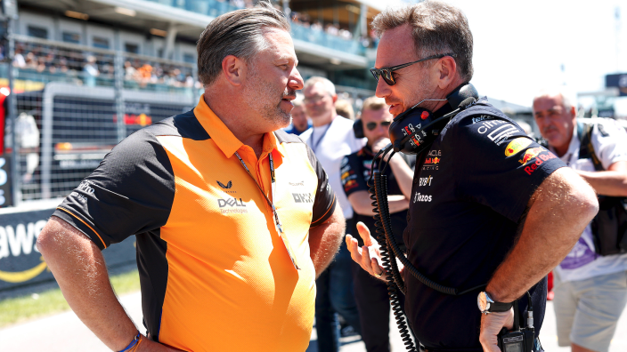 F1 GP China: Brown en Horner samen op de bank tijdens persconferentie