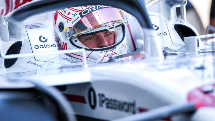 F1 Japan: Max Verstappen verrast door pole: ‘Hele weekend niet makkelijk’